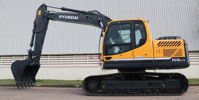 Hyundai lança escavadeira R150LC-9