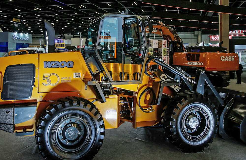 Case lança W20G comemorando 50 anos de produção do modelo no Brasil
